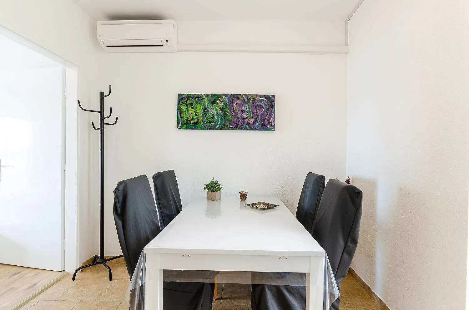 Modernes Apartment Nur 350 Meter Zum Sandstrand Mit Meerblick, Eigenem Liegestuhl, Grill Crikvenica