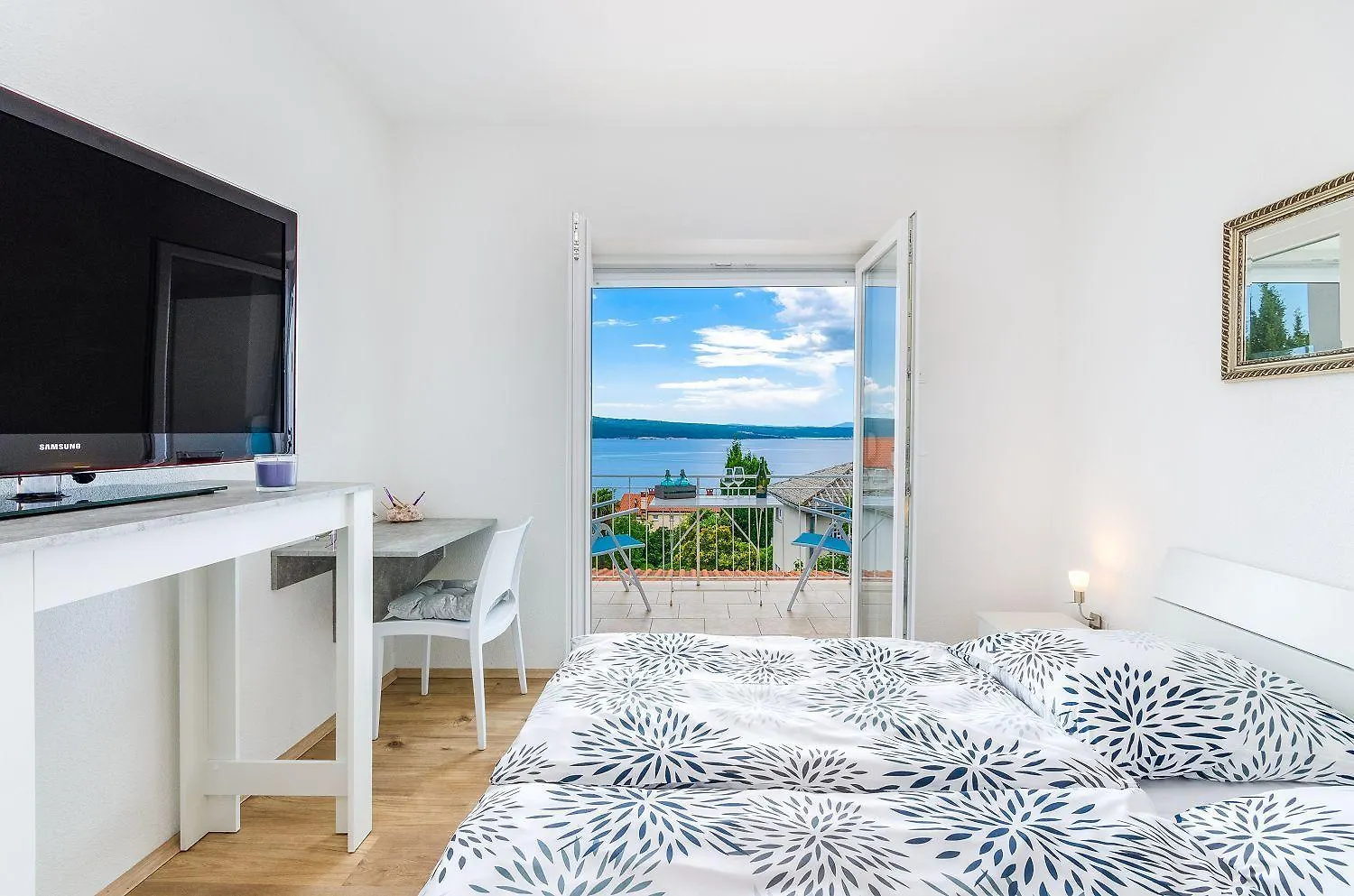Modernes Apartment Nur 350 Meter Zum Sandstrand Mit Meerblick, Eigenem Liegestuhl, Grill Crikvenica