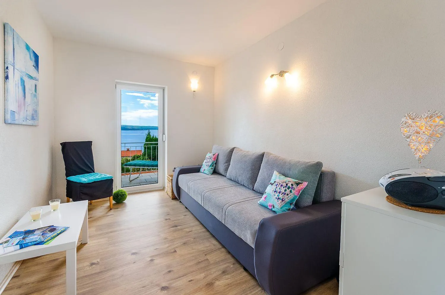 Modernes Apartment Nur 350 Meter Zum Sandstrand Mit Meerblick, Eigenem Liegestuhl, Grill Crikvenica
